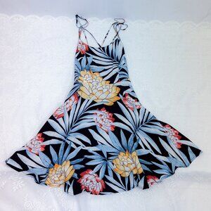 Forever 21 Tropical Dress Open Back Flirty Mini Style Summer Vibe
